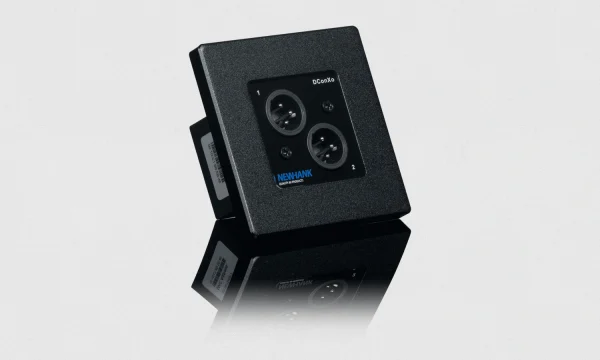 Newhank DCONXO 2-csatornás Dante audio fali kimeneti interfész (Rx), 2x XLR mama, PoE